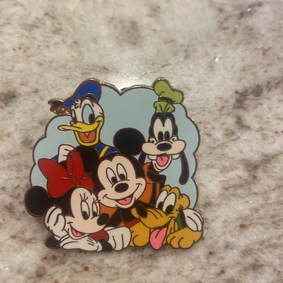 Disney Fab 5 pin. Collectible. On back says pin trading 2008 Disney China. - Picture 3 of 4